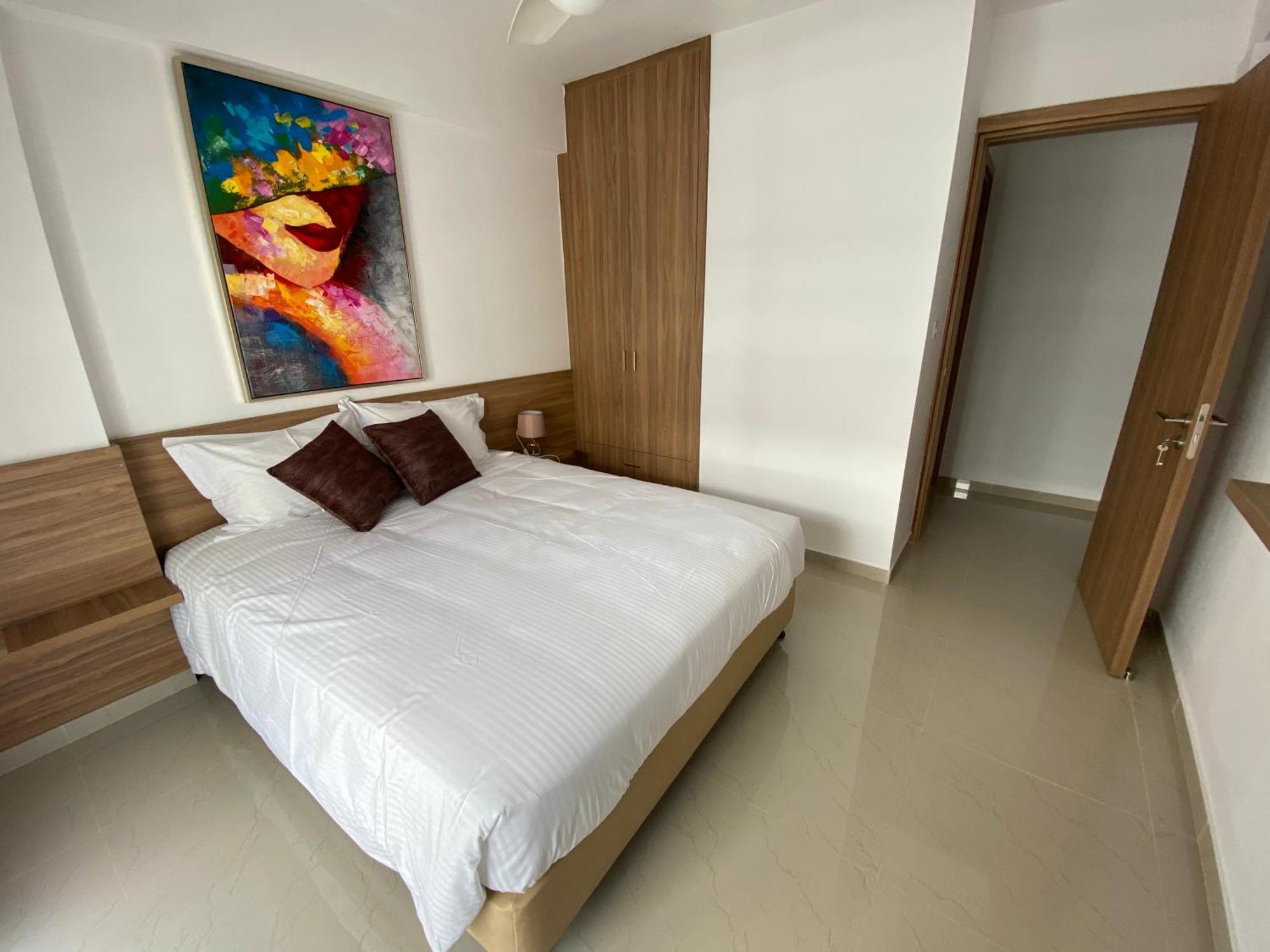 Larnaca Bay Suites Exterior photo